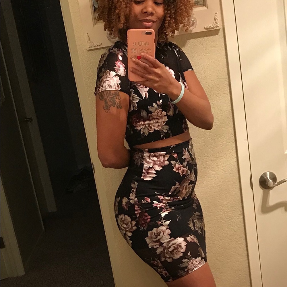 Two piece set